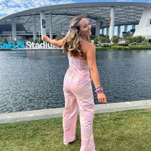 Meet your Posher, Madeline